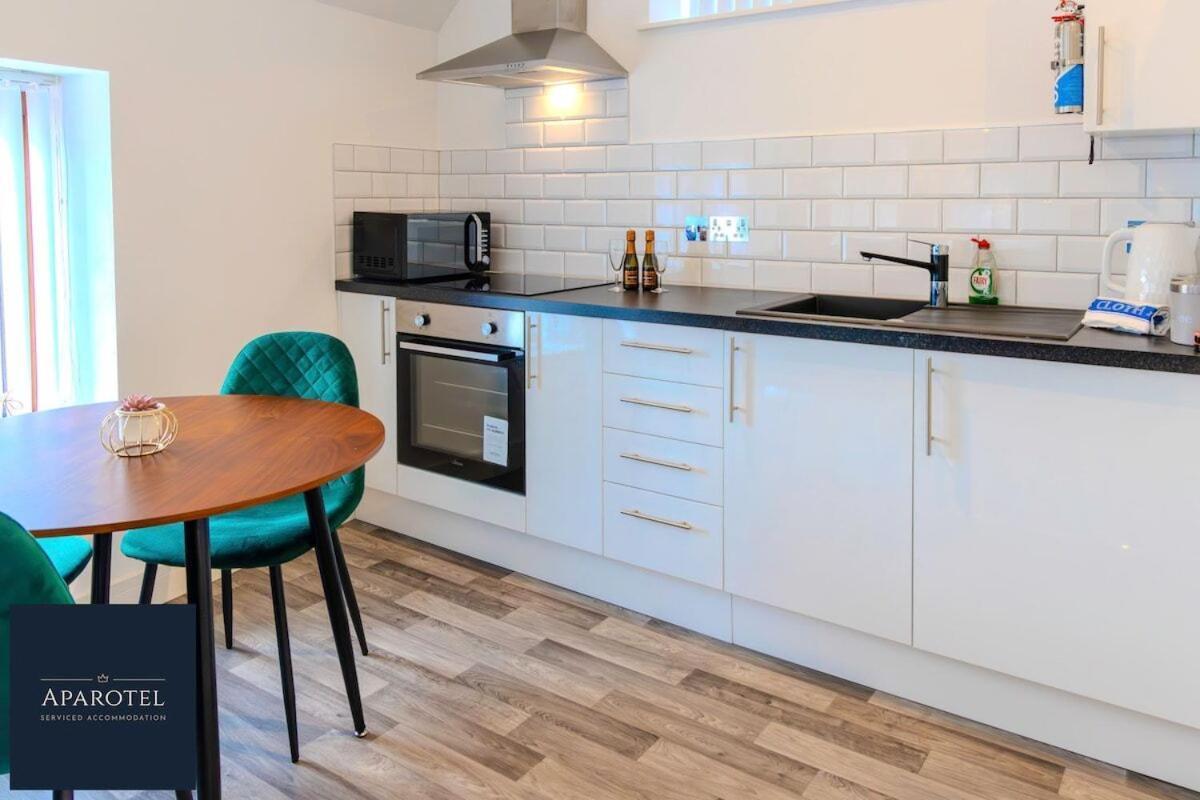 Aparotel Serviced Apartments - Stonehenge, Amesbury Town Centre Pokoj fotografie