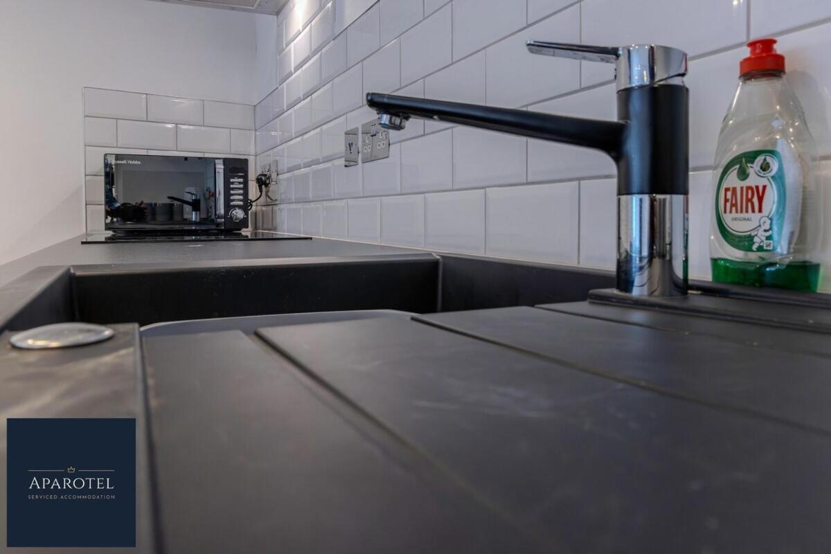 Aparotel Serviced Apartments - Stonehenge, Amesbury Town Centre Pokoj fotografie