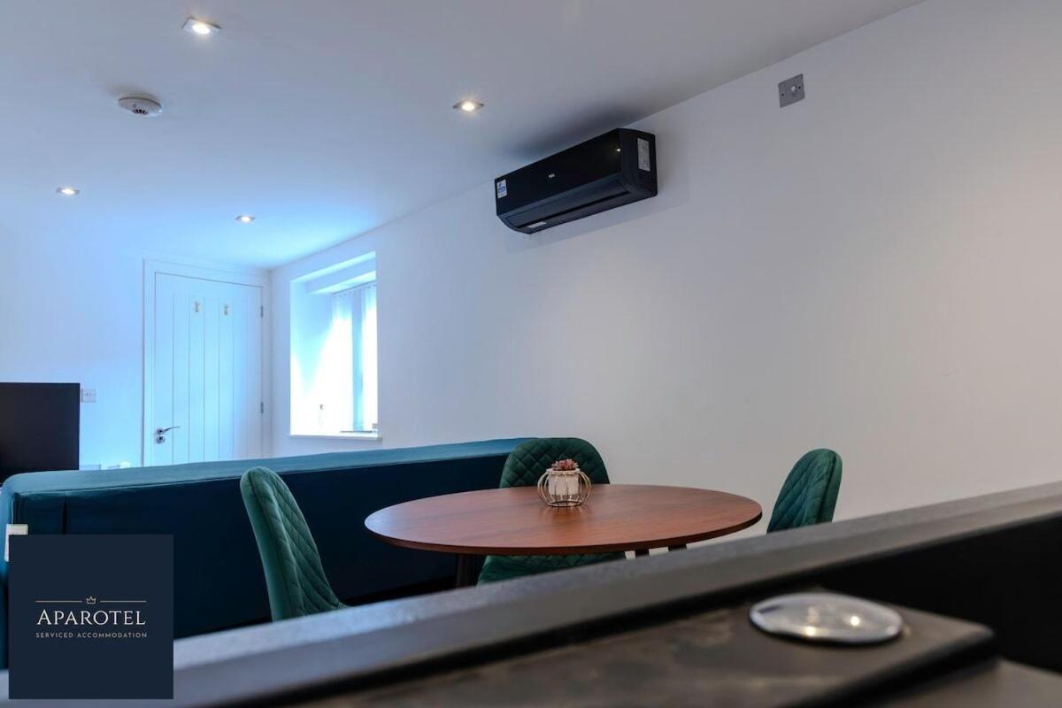 Aparotel Serviced Apartments - Stonehenge, Amesbury Town Centre Pokoj fotografie