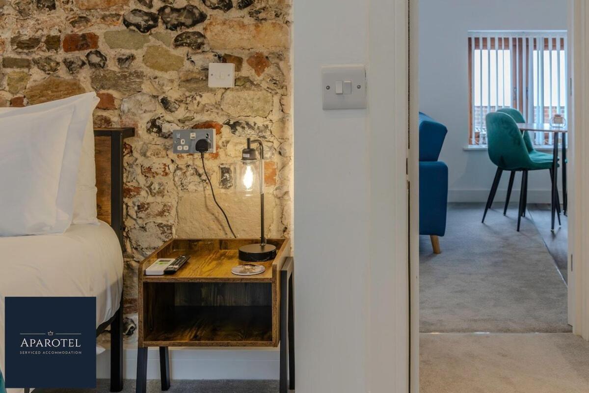 Aparotel Serviced Apartments - Stonehenge, Amesbury Town Centre Pokoj fotografie